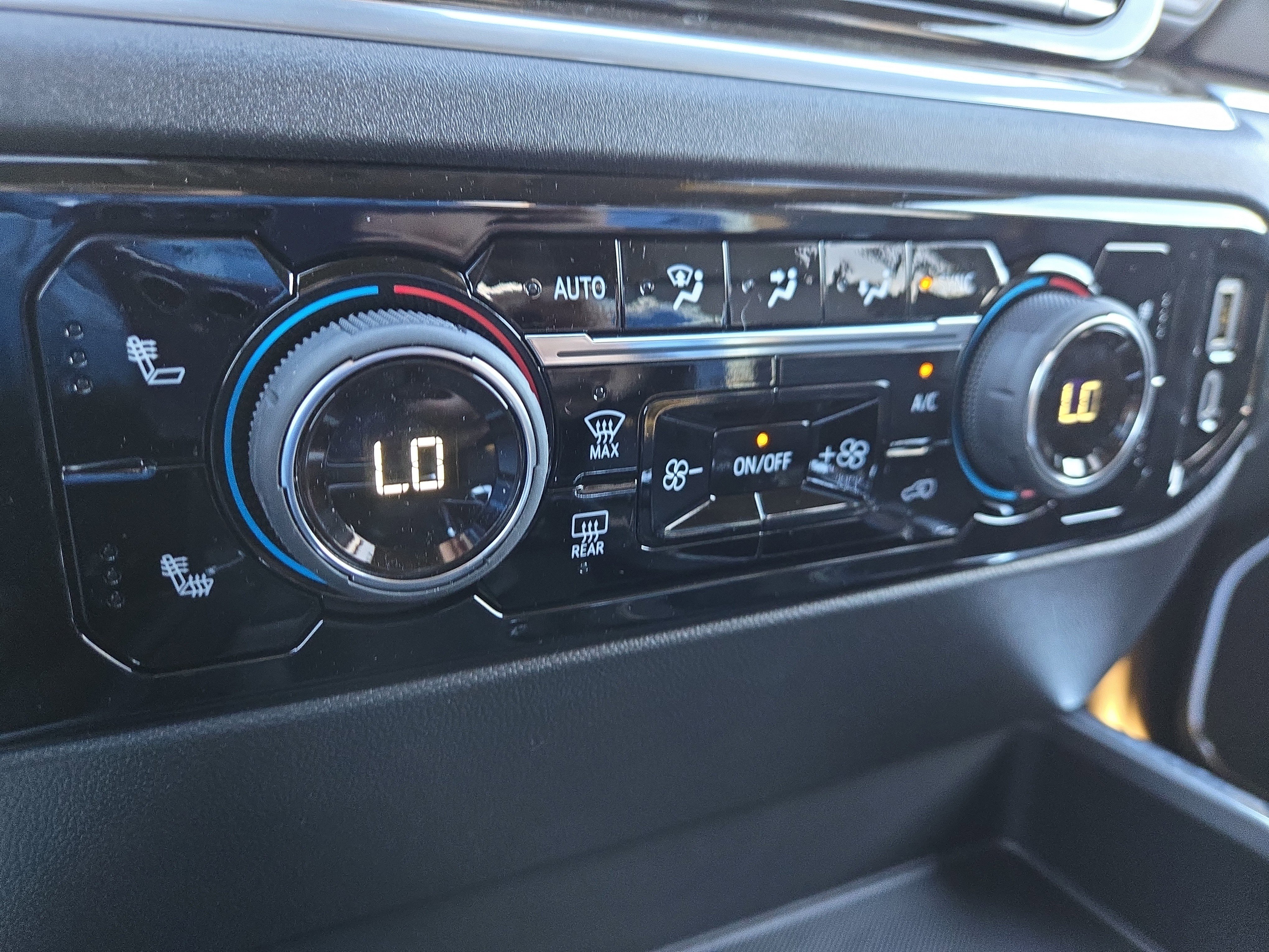 New 2026 Chevrolet Silverado 1500 LT Trail Boss w/ Safety Package image 28