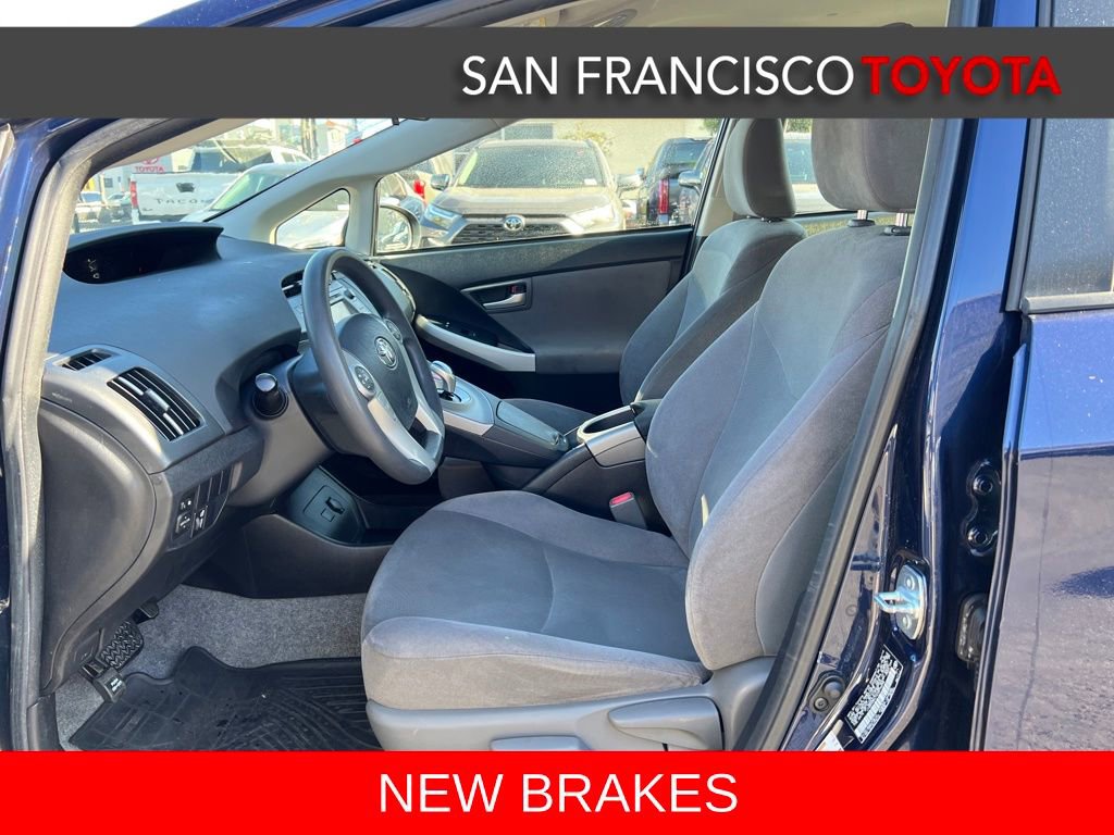 Used 2014 Toyota Prius Two image 10