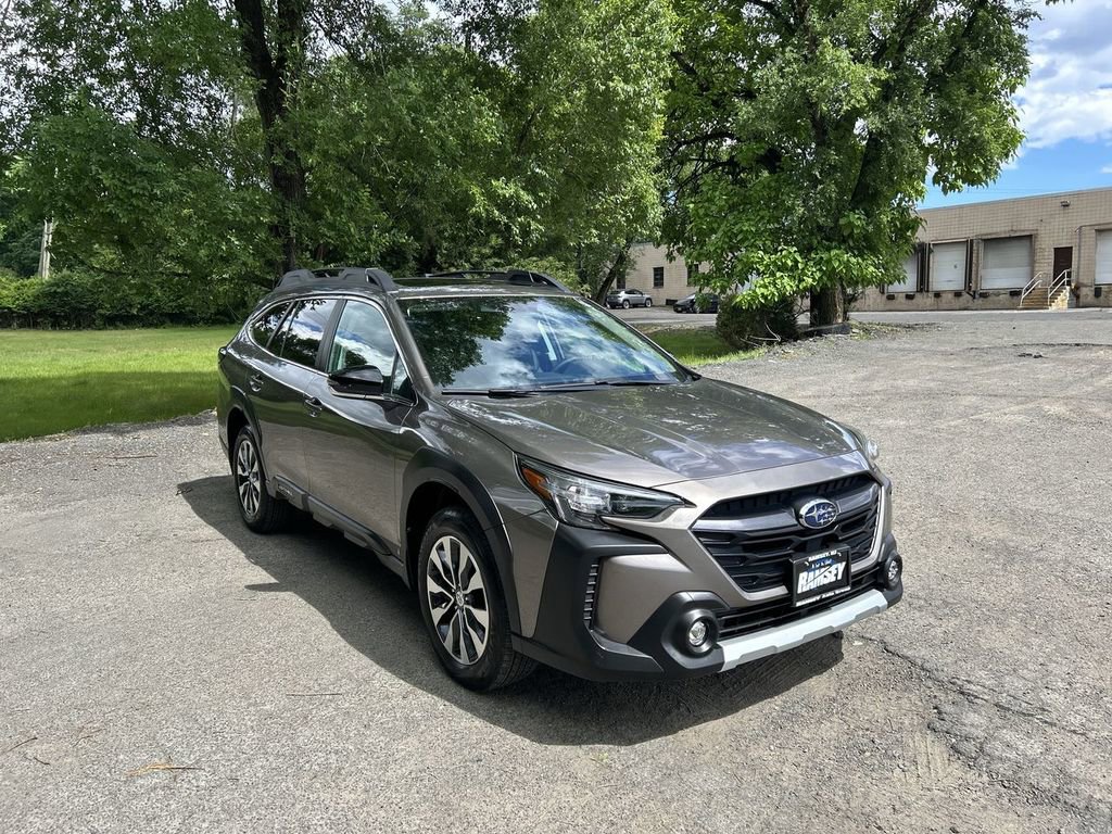 Certified 2024 Subaru Outback Limited AWD/4WD image 2