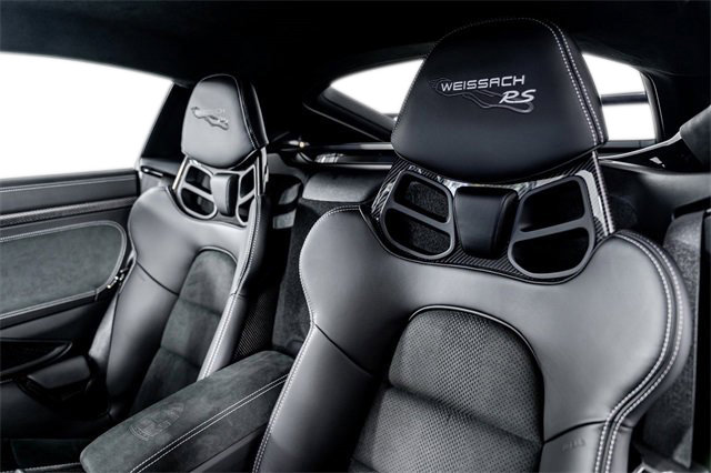 Used 2025 Porsche 718 Cayman GT4 RS image 3