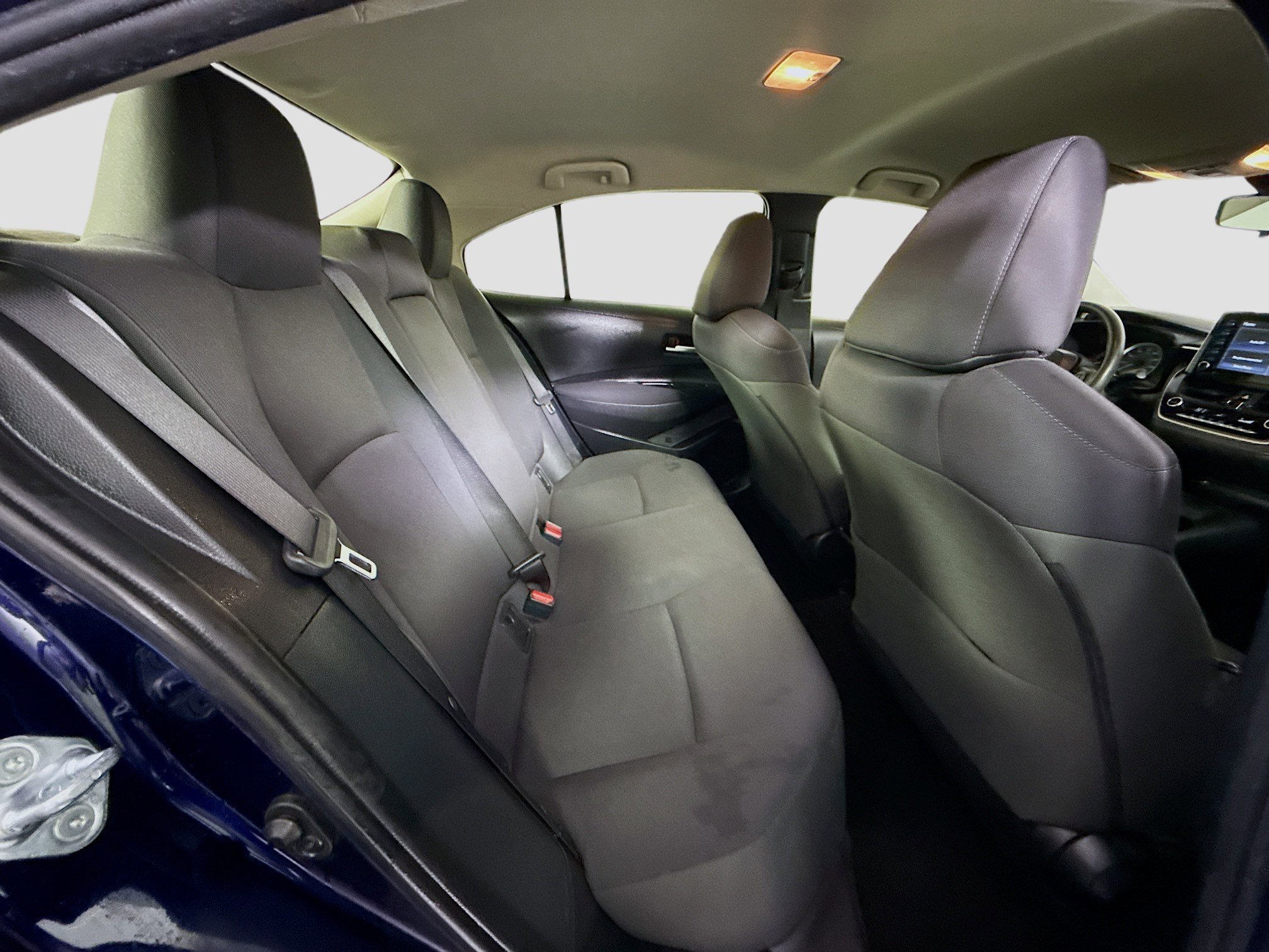 Used 2021 Toyota Corolla LE image 26