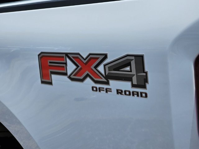 New 2026 Ford F250 XL w/ FX4 Off-Road Package AWD/4WD image 5