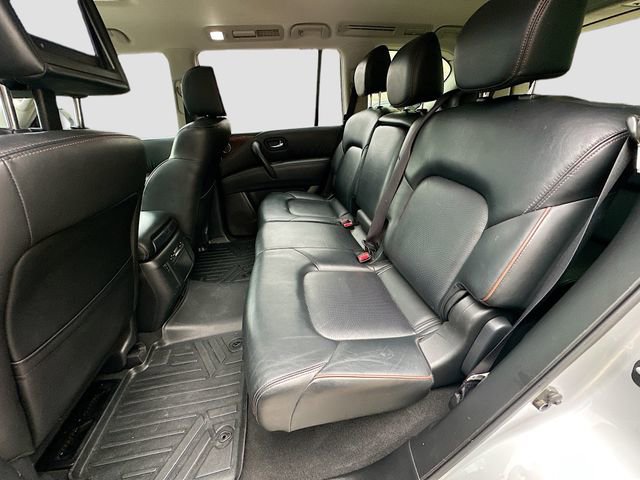 Used 2017 Nissan Armada Platinum w/ Interior Lighting Package image 27