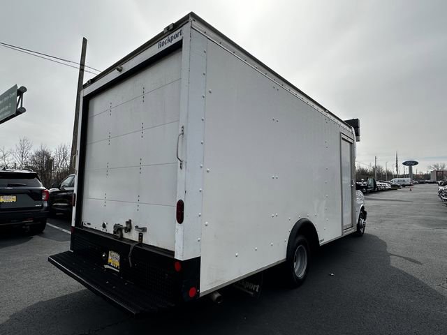 Used 2022 Chevrolet Express 3500 w/ Power Convenience Package image 5