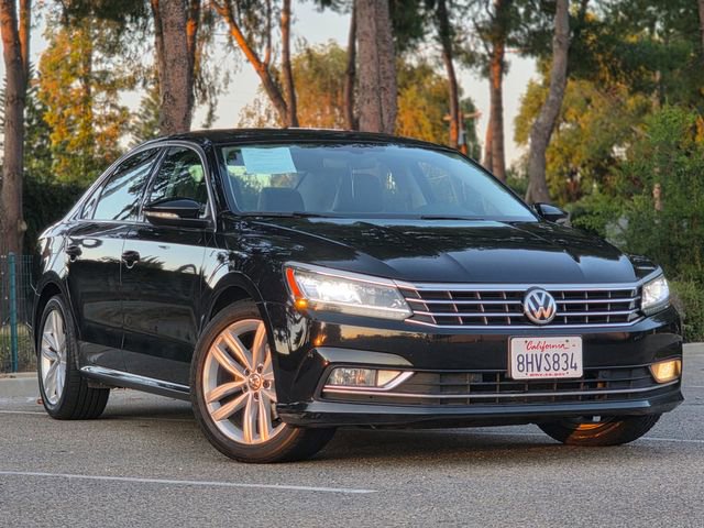 Used 2018 Volkswagen Passat 2.0T SE FWD image 16