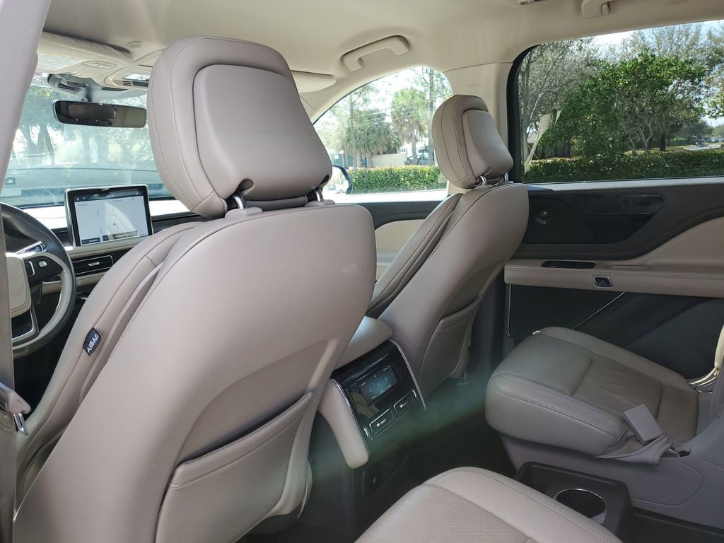 Used 2020 Lincoln Aviator Reserve RWD image 10
