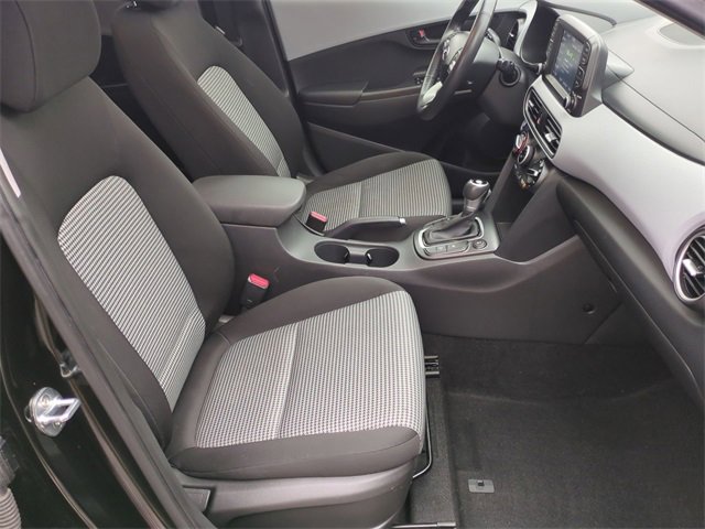 Used 2019 Hyundai Kona SEL w/ SEL Tech Package 02 image 28