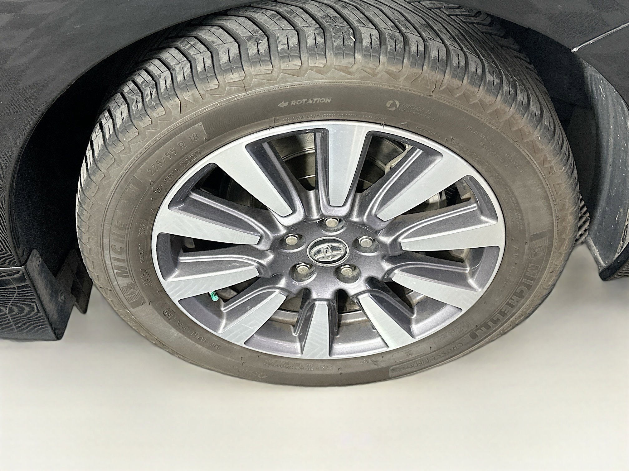 Used 2018 Toyota Sienna Limited image 11