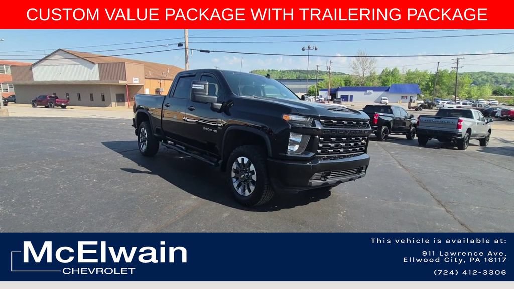 Used 2021 Chevrolet Silverado 2500 Custom w/ Custom Value Package AWD/4WD image 3