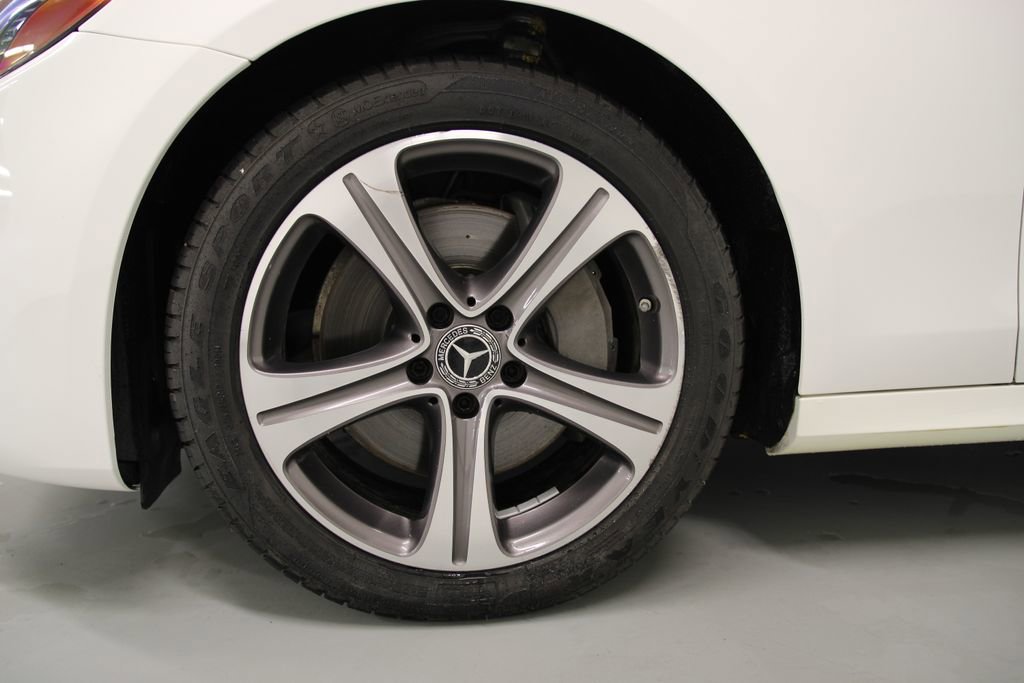Used 2020 Mercedes-Benz E 350 4MATIC Sedan image 10