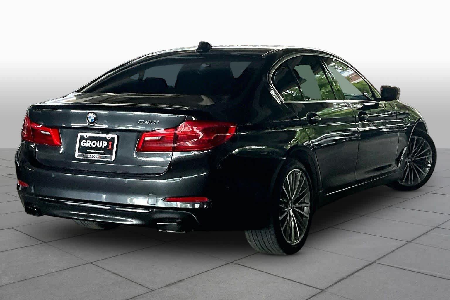 Used 2020 BMW 540i w/ Convenience Package RWD image 12