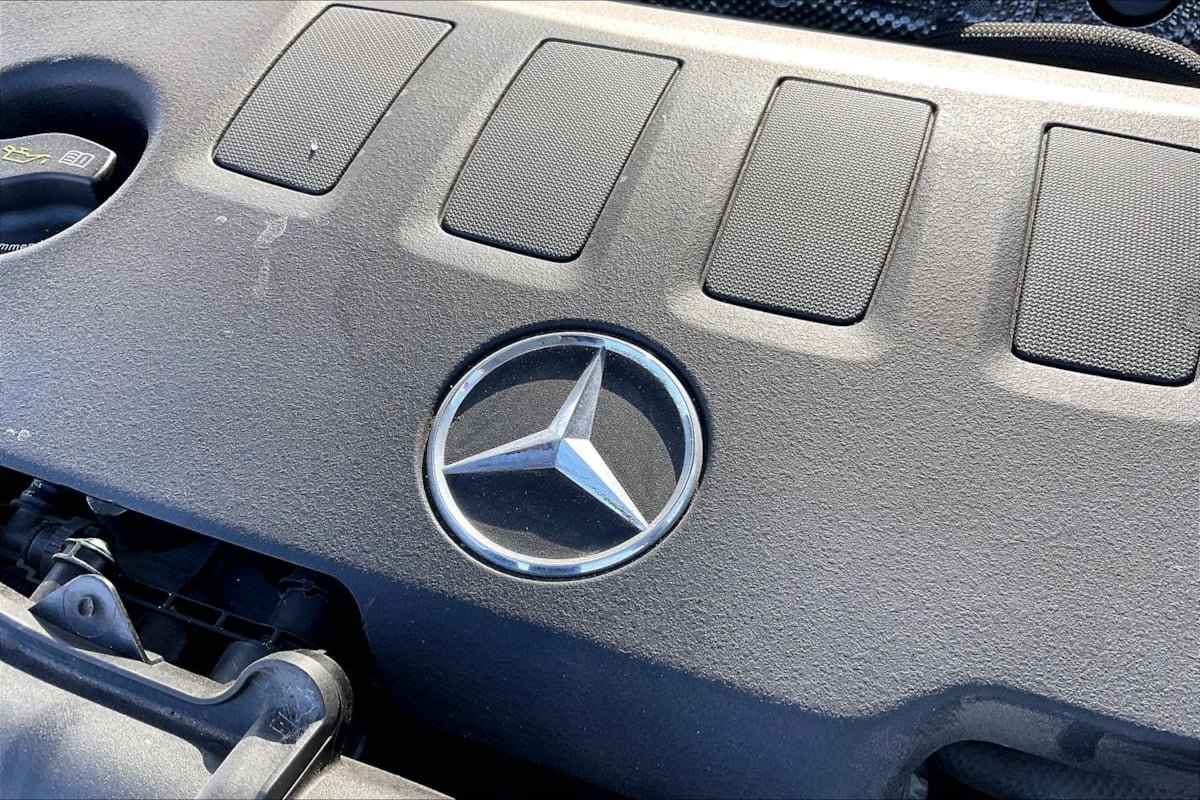 Used 2020 Mercedes-Benz CLA 250 image 32