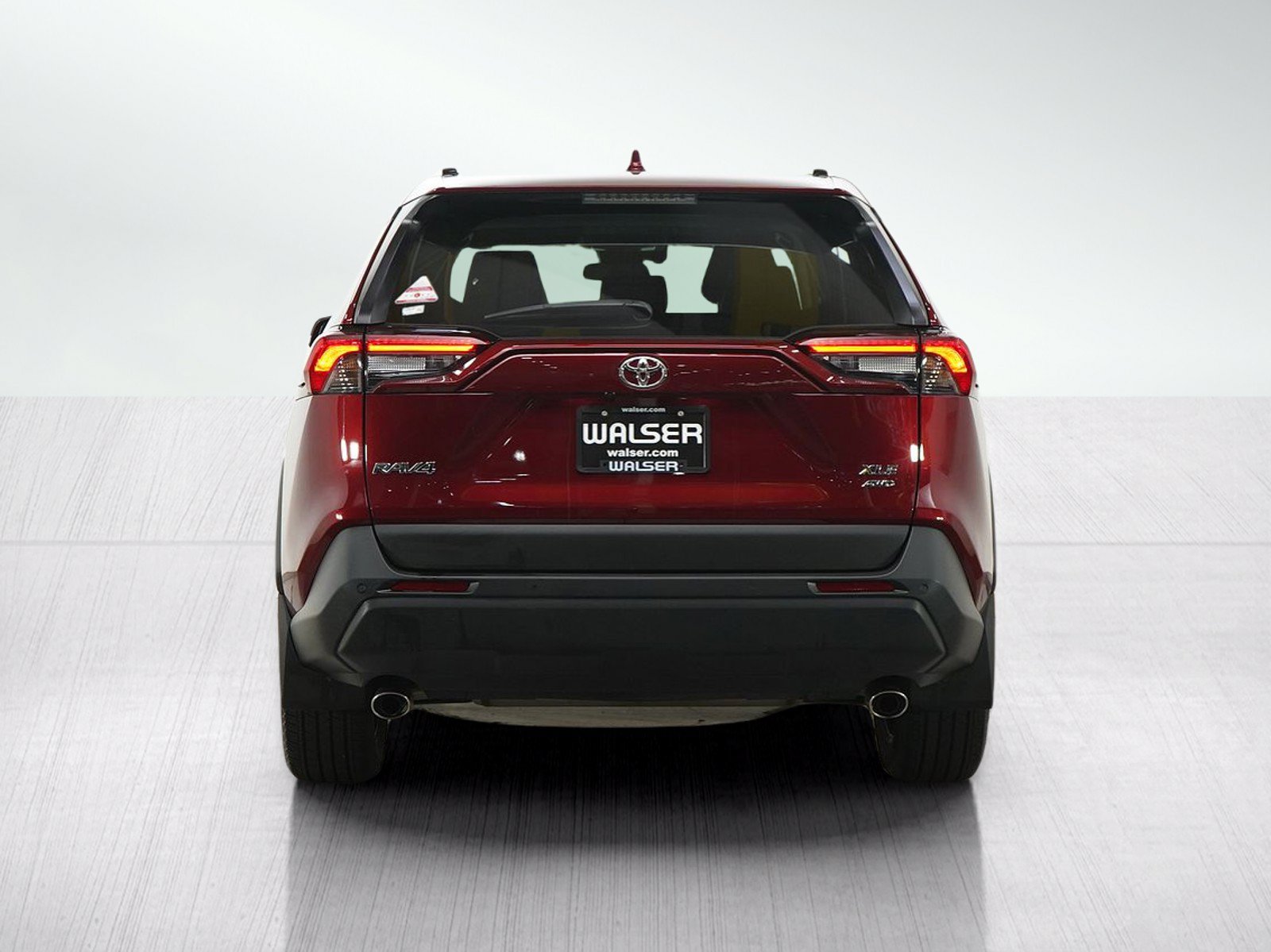 Used 2025 Toyota RAV4 XLE Premium w/ Weather Package AWD/4WD image 4