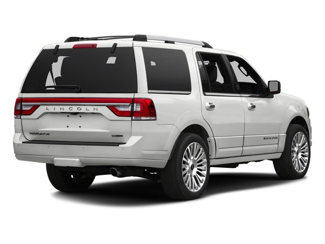 Used 2016 Lincoln Navigator Select RWD image 2