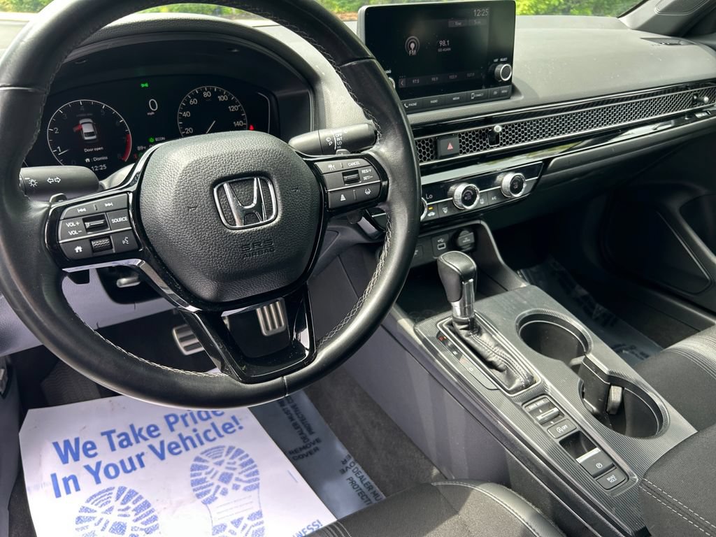 Used 2023 Honda Civic Sport image 11