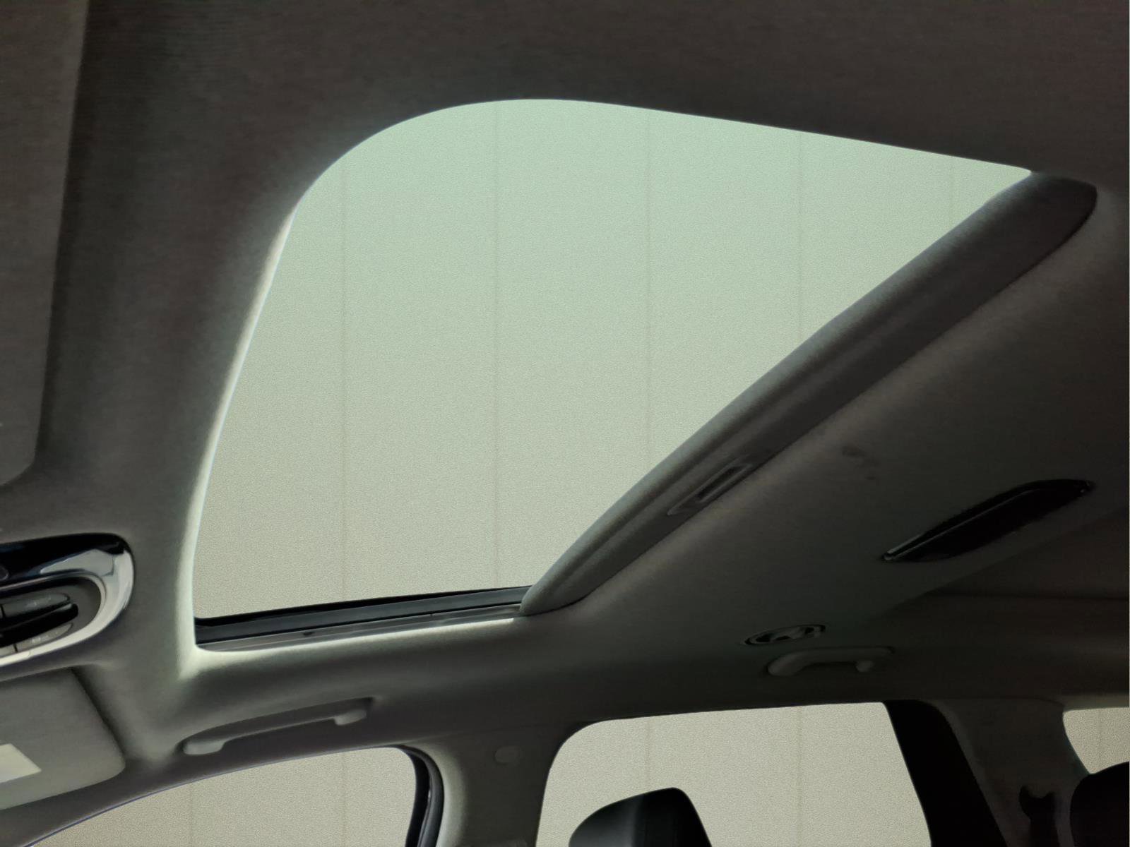 Used 2024 Hyundai Palisade Limited image 15