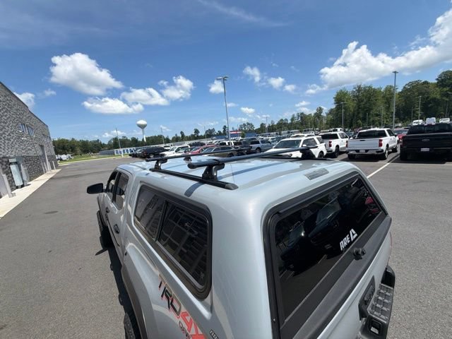 Used 2021 Toyota Tacoma TRD Off-Road AWD/4WD image 18
