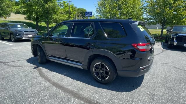Used 2025 Honda Pilot EX-L image 6