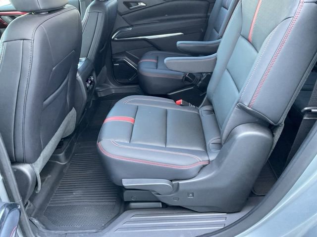 Used 2025 Chevrolet Traverse RS w/ LPO, Floor Liner Package AWD/4WD image 27