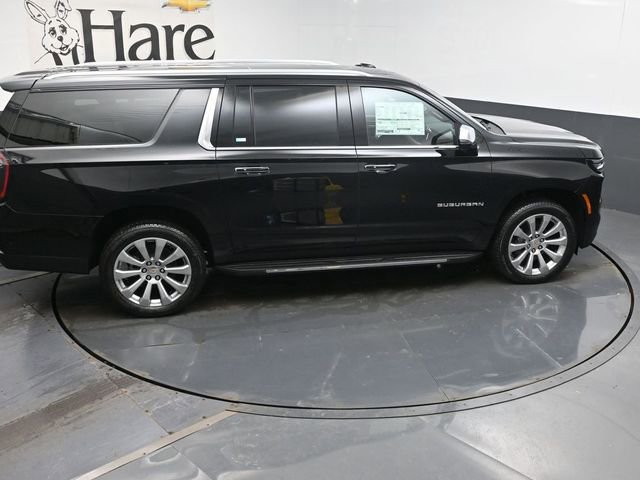New 2026 Chevrolet Suburban Premier image 18