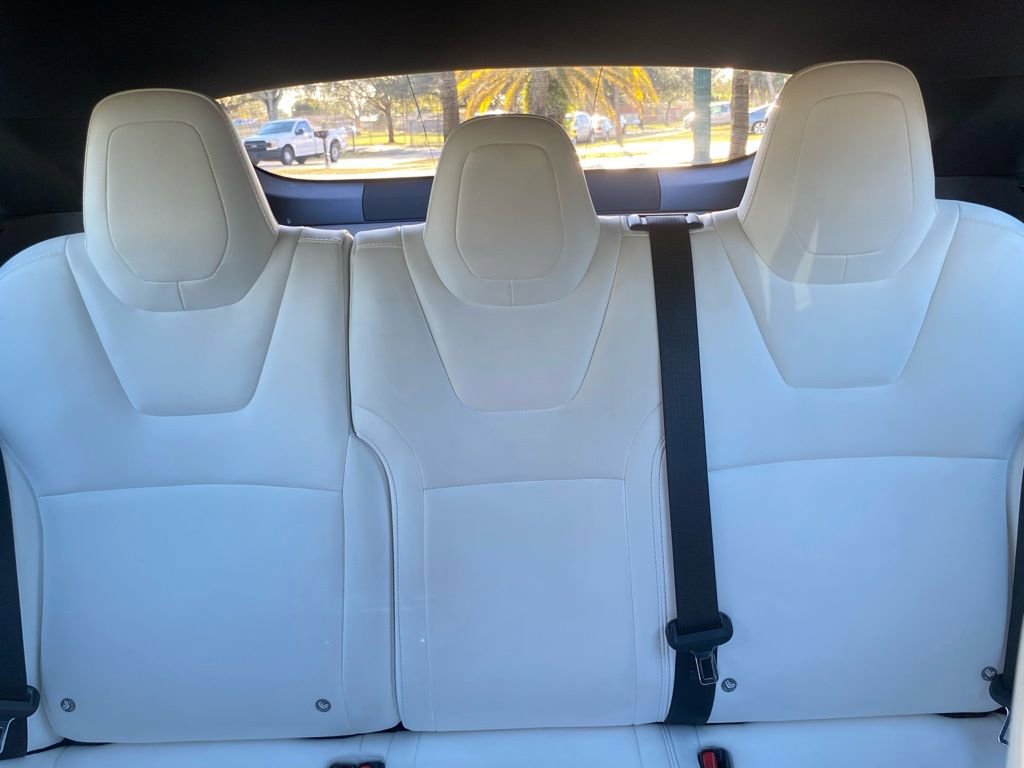 Used 2020 Tesla Model S Long Range Plus image 40