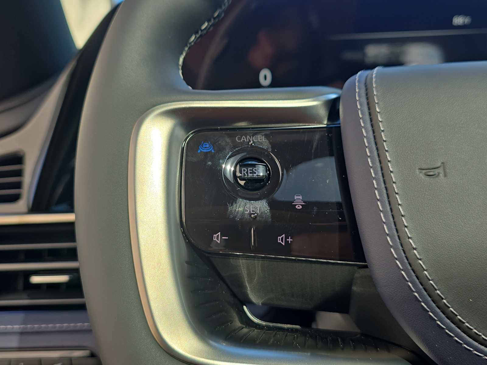New 2026 INFINITI QX80 4WD w/ Sport Exterior Package image 23