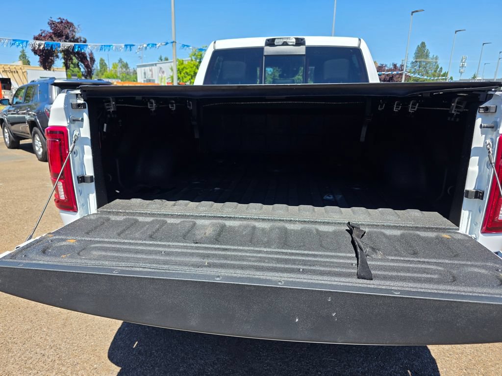 Used 2025 RAM 2500 Laramie w/ Night Edition AWD/4WD image 28