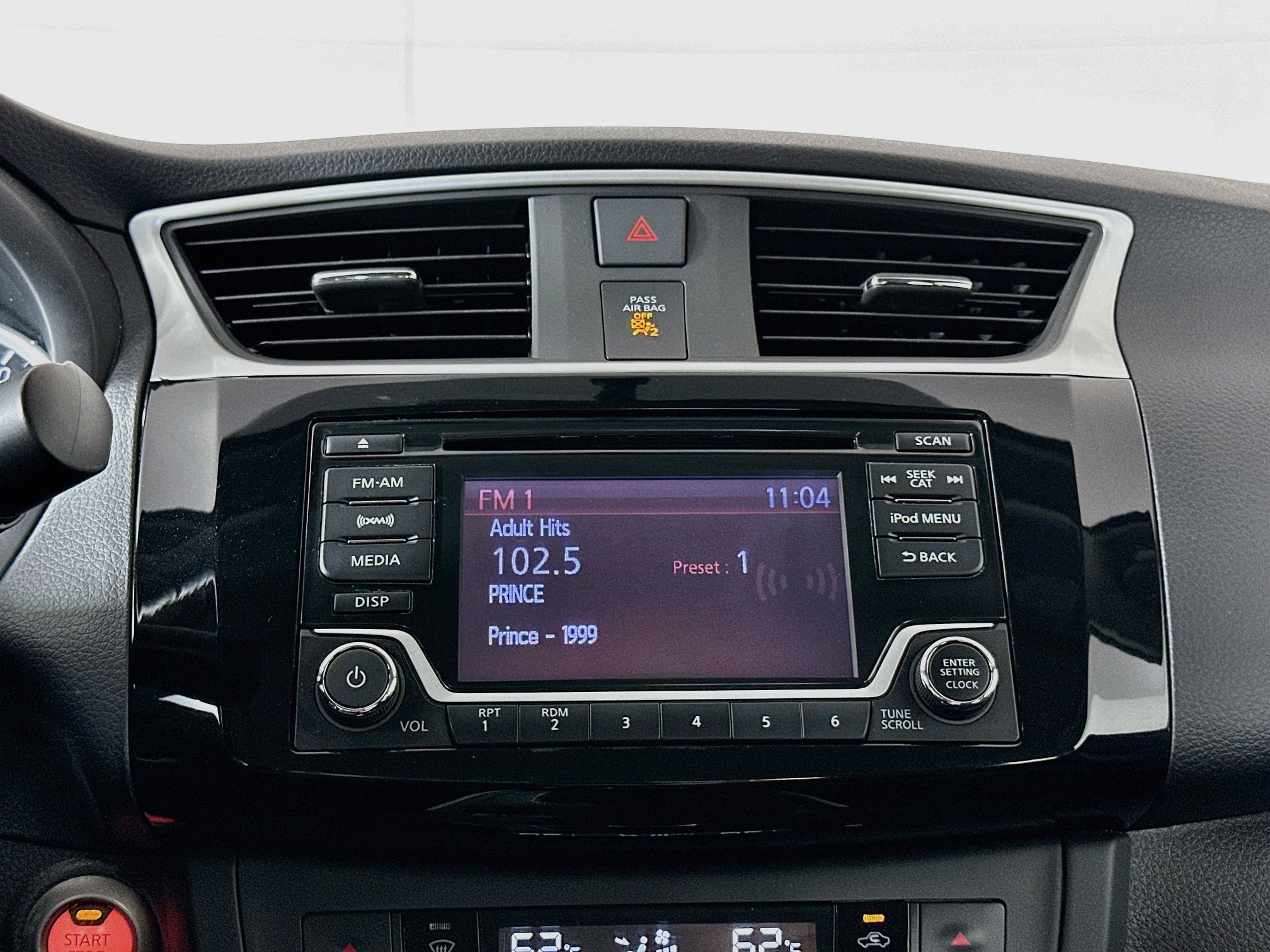 Used 2018 Nissan Sentra SV FWD image 19