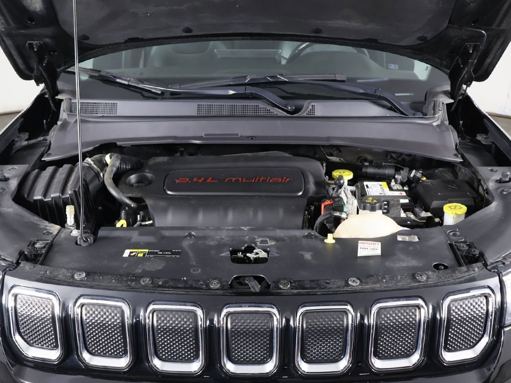 Used 2022 Jeep Compass Limited image 19