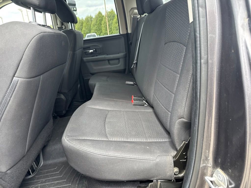 Used 2019 RAM 1500 Classic Warlock AWD/4WD image 18