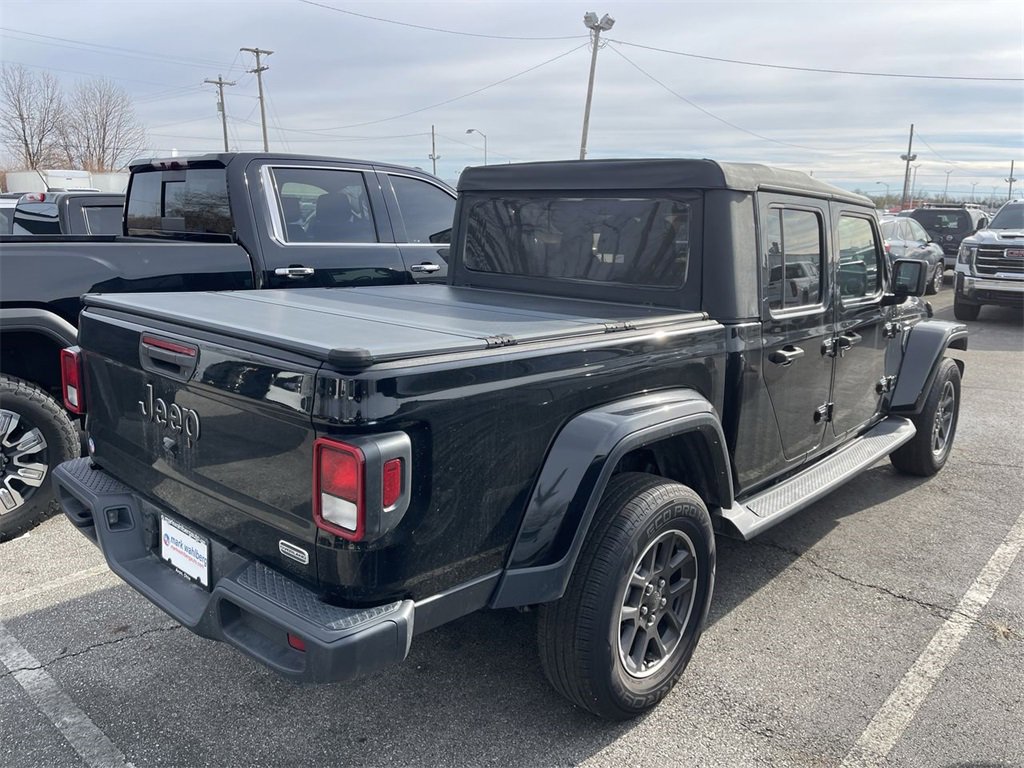 Used 2022 Jeep Gladiator Overland w/ Cold Weather Group image 9