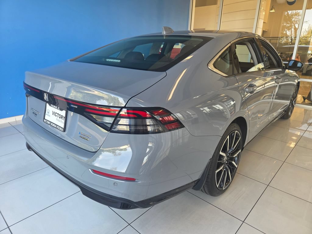 Certified 2023 Honda Accord Touring image 5