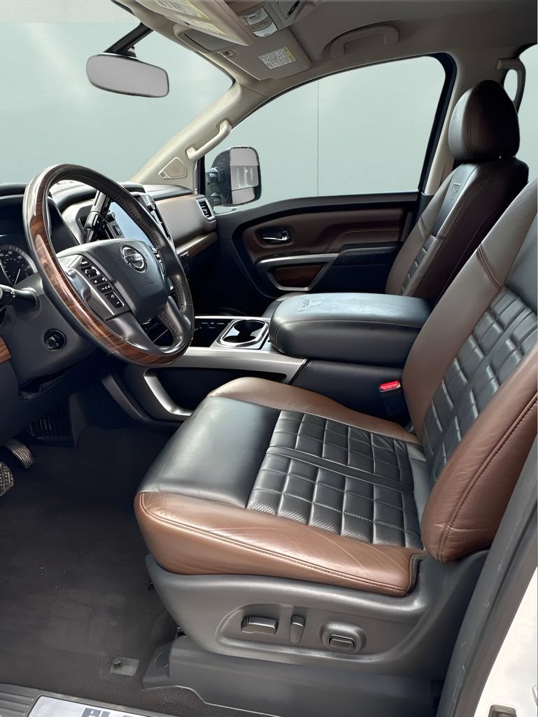 Used 2017 Nissan Titan Platinum Reserve AWD/4WD image 12