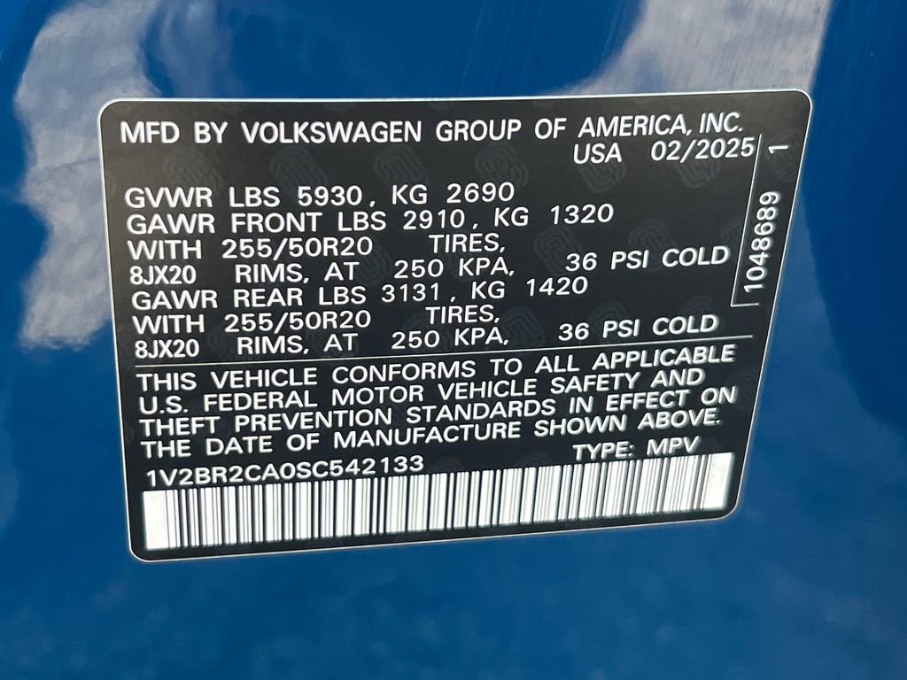 Certified 2025 Volkswagen Atlas SEL image 32