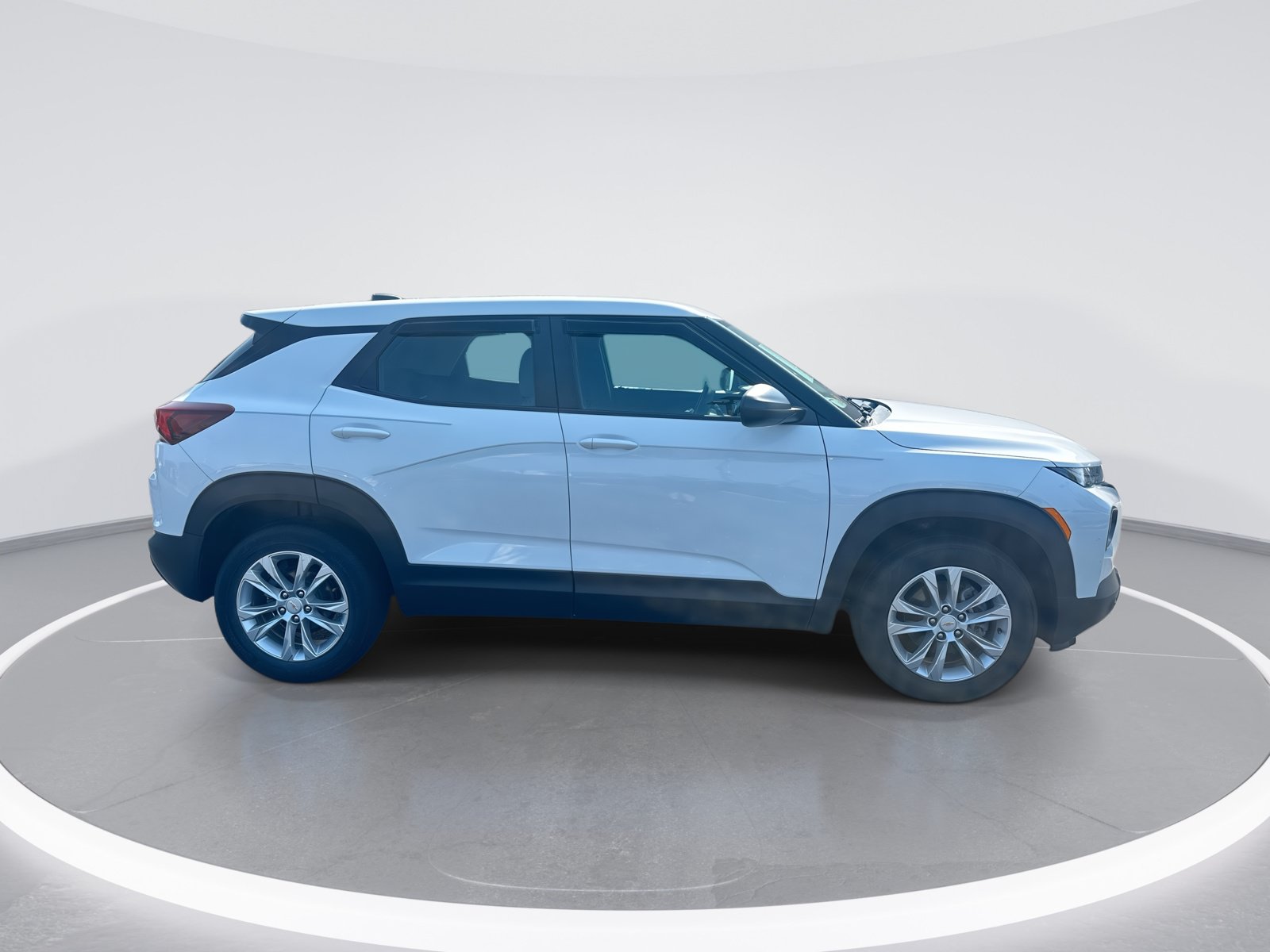 Used 2021 Chevrolet TrailBlazer LS AWD/4WD image 10