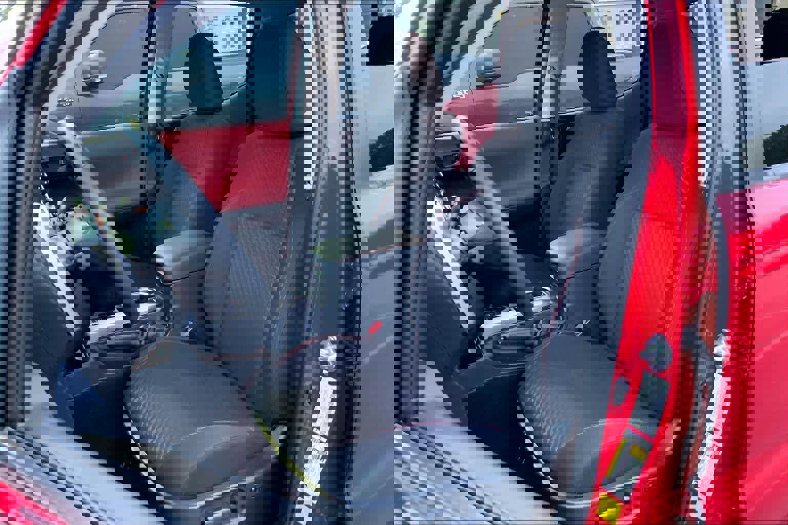 Used 2023 Toyota Tacoma SR5 w/ Technology Package image 8