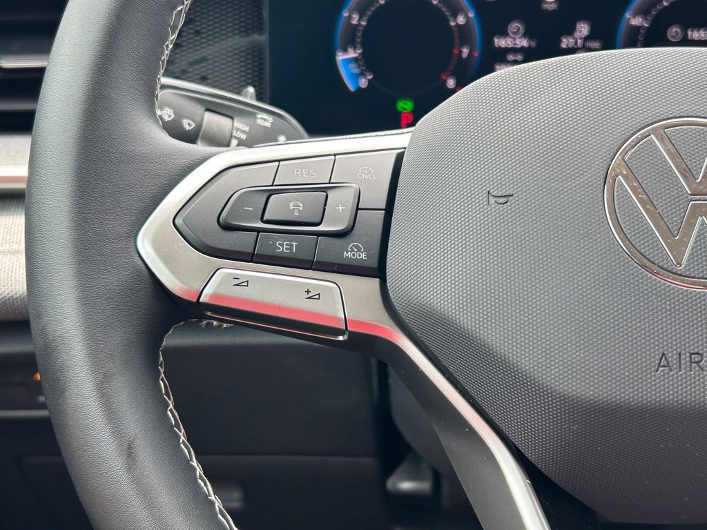 Used 2025 Volkswagen Tiguan S FWD image 34