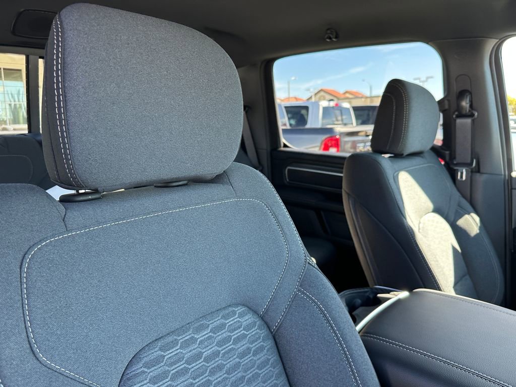 New 2026 RAM 1500 4x4 Crew Cab image 16