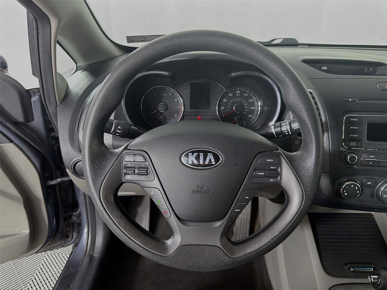 Used 2014 Kia Forte LX w/ Popular Package image 12