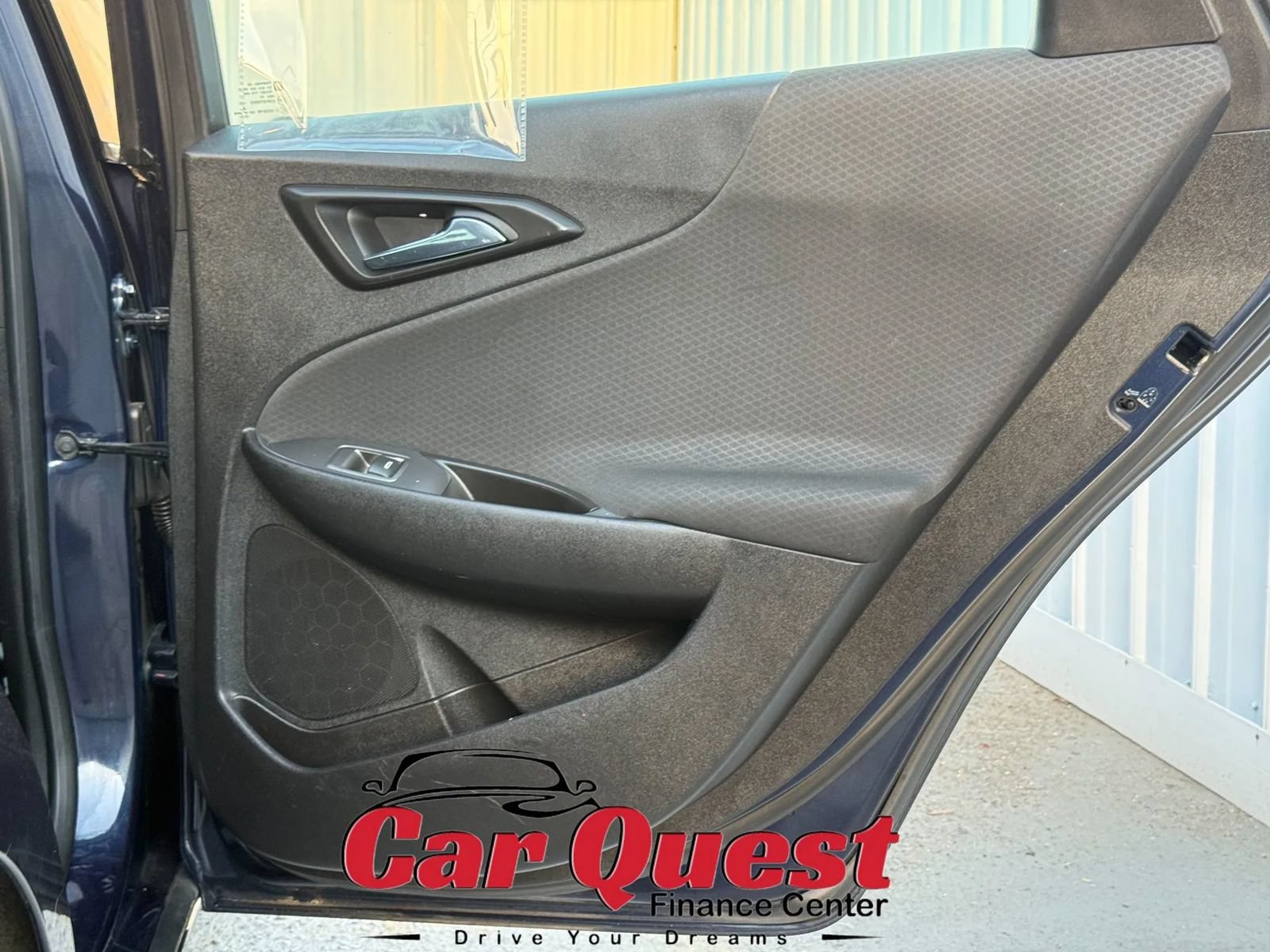 Used 2016 Chevrolet Malibu LT FWD image 16