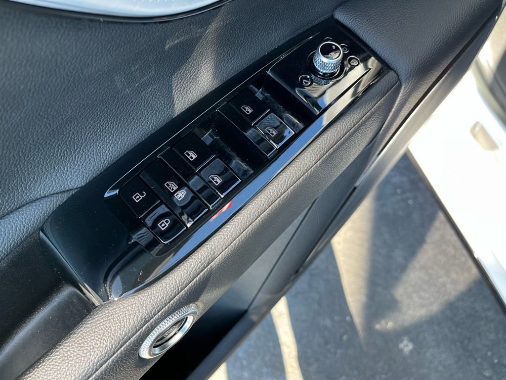 Used 2023 Maserati Grecale Modena image 22