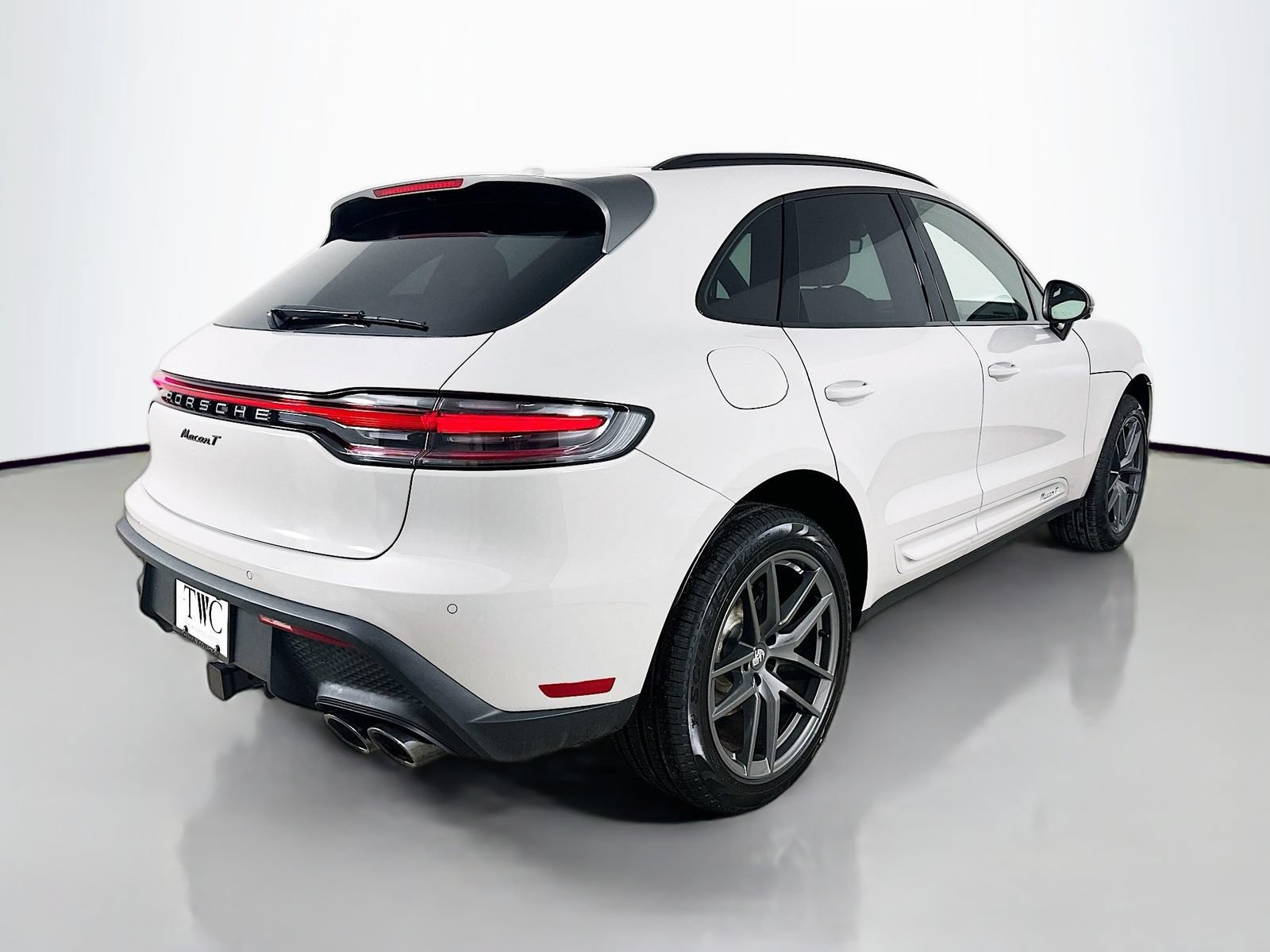 New 2026 Porsche Macan Turbo AWD/4WD image 5