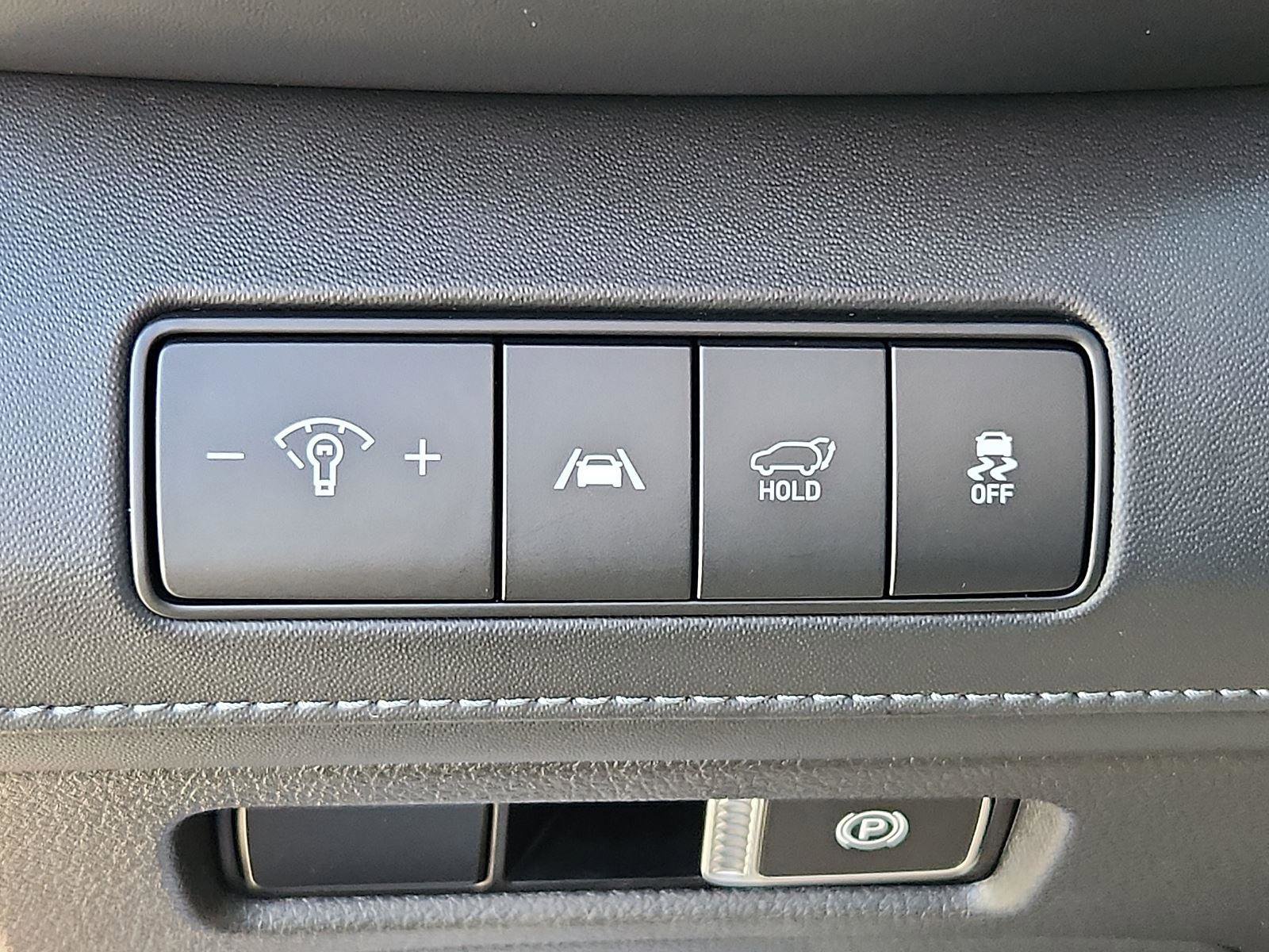 Used 2023 Hyundai Santa Fe Limited image 27