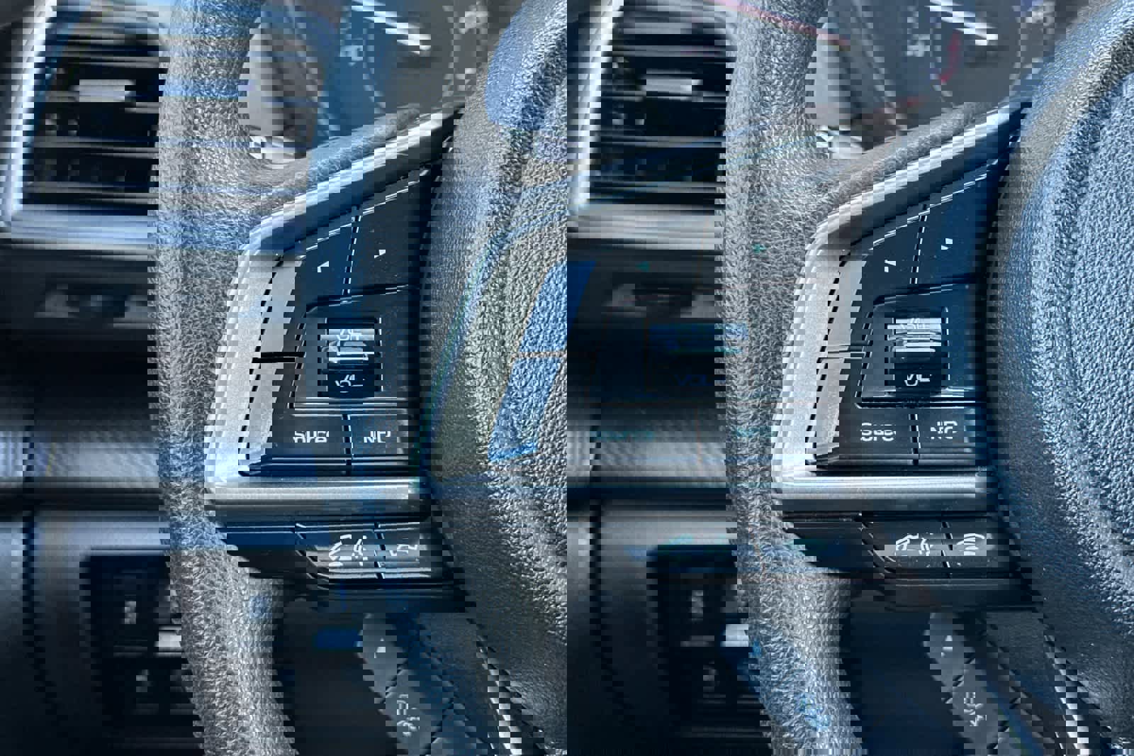 Used 2019 Subaru Impreza 2.0i Premium image 24