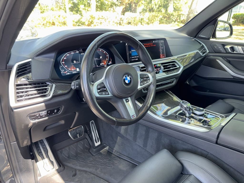 Used 2022 BMW X5 M50i w/ Executive Package image 18