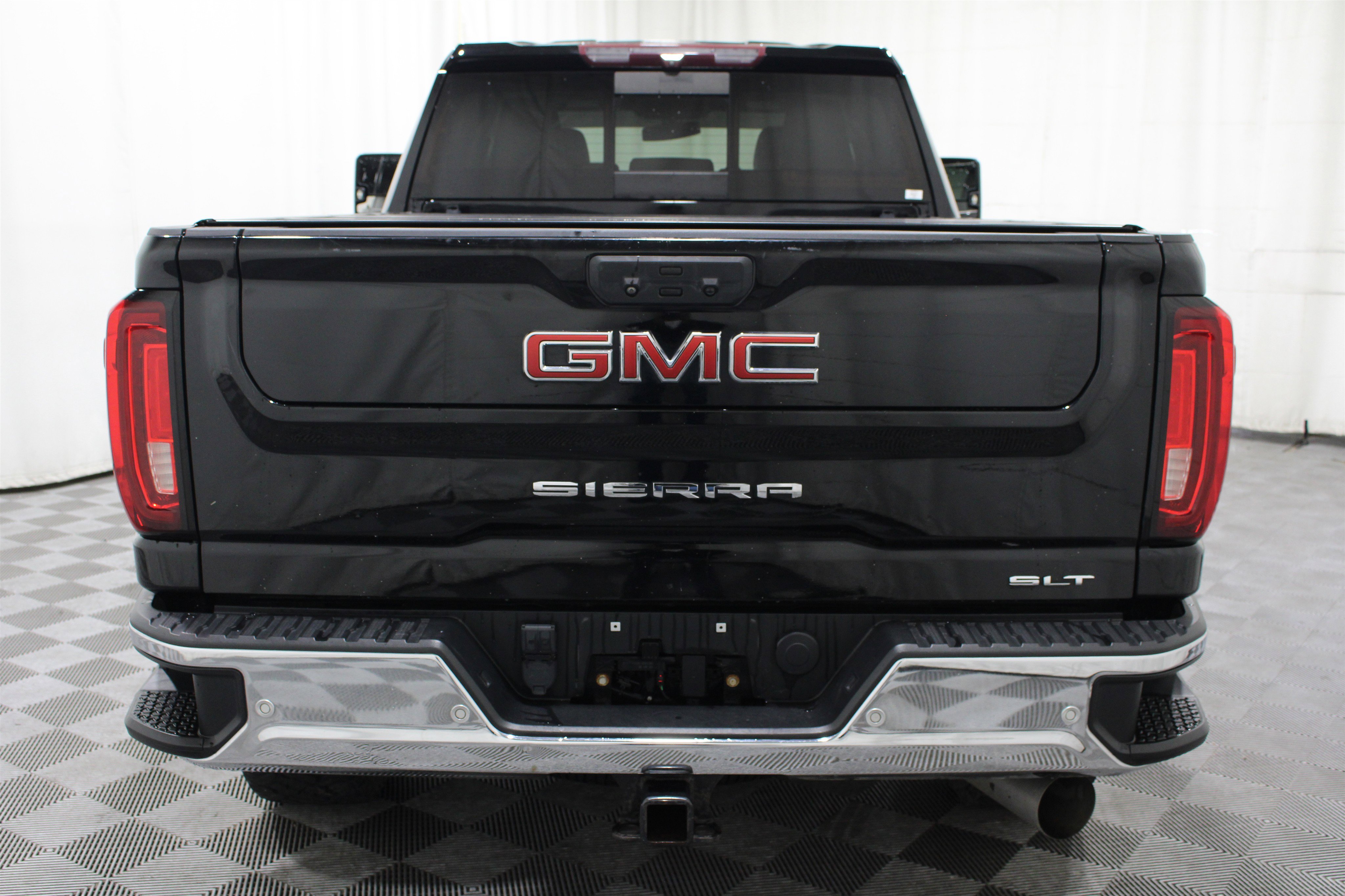 Used 2021 GMC Sierra 2500 SLT w/ SLT Preferred Package AWD/4WD image 30