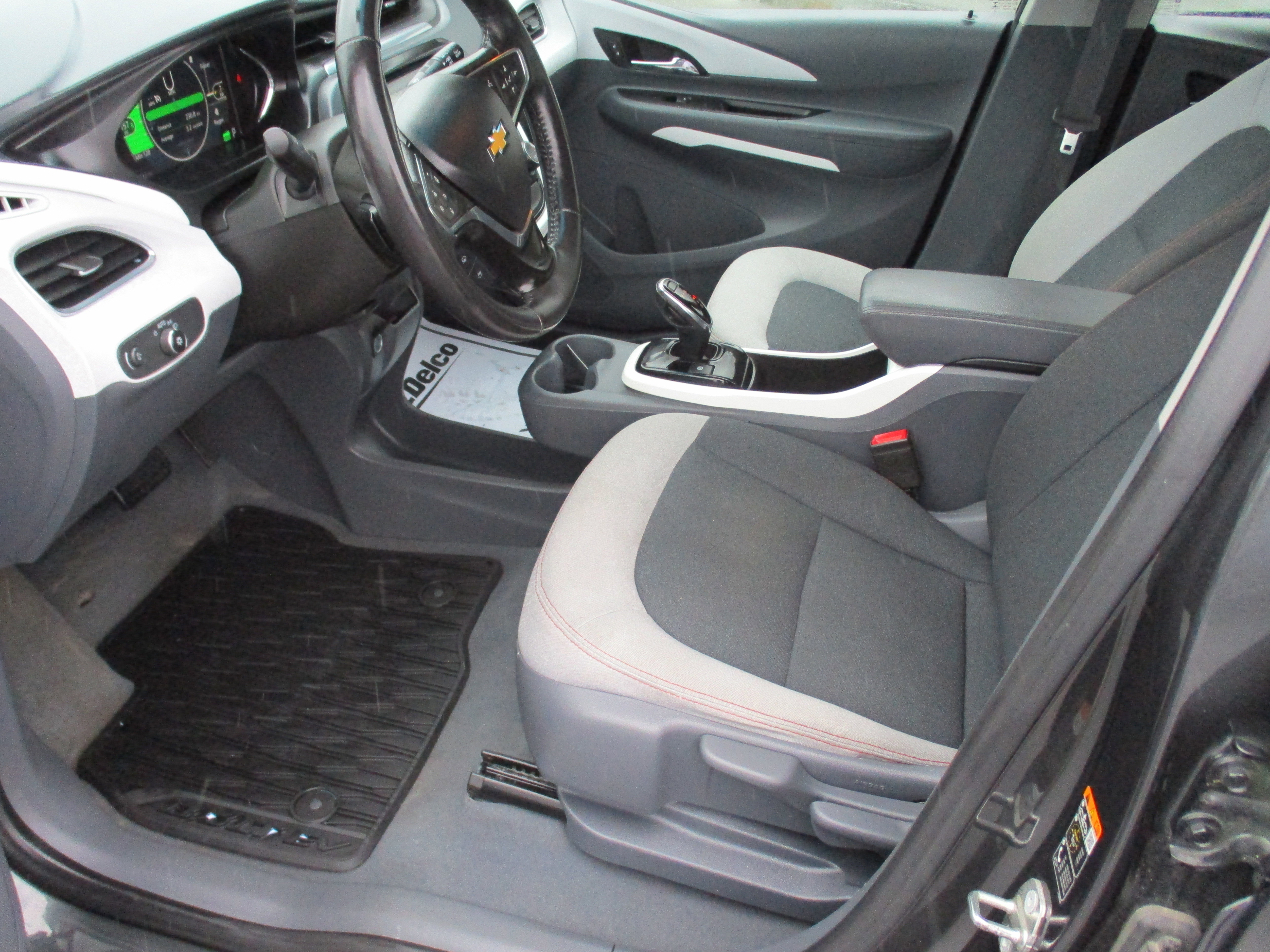 Used 2017 Chevrolet Bolt LT image 11