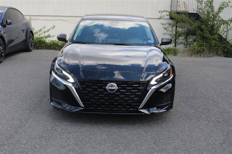 Used 2025 Nissan Altima 2.5 S FWD image 3
