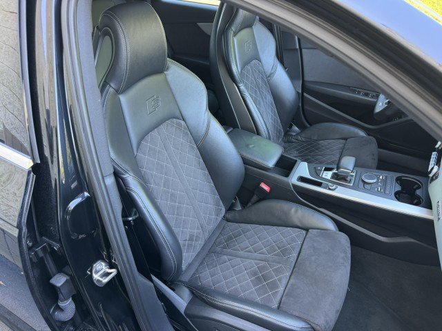 Used 2019 Audi S4 Premium w/ Convenience Package AWD/4WD image 36