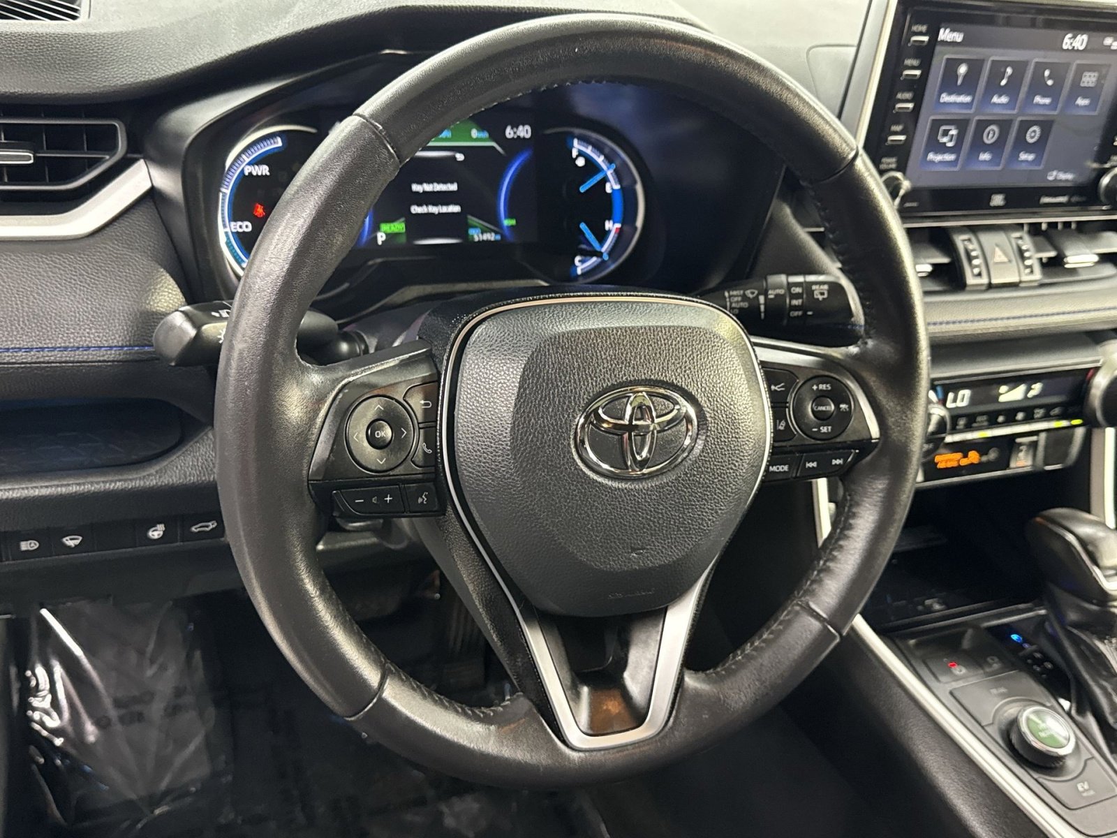 Used 2020 Toyota RAV4 XSE image 18